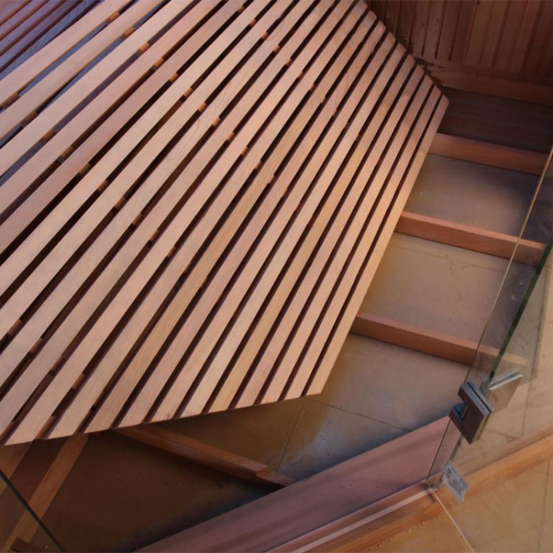 AWT_E1242C_rote_Zeder_sauna_180x180_saunamontage