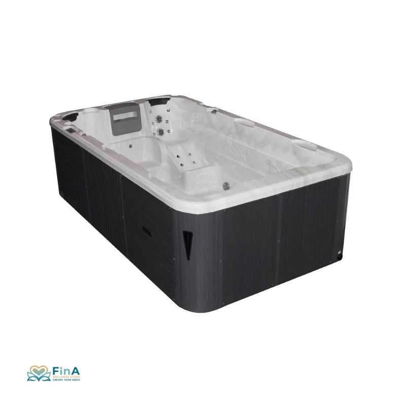 Passion Spas Aquatic 1 – Seitenansicht des kompakten Swim Spas mit Whirlpoolfunktion und grauer Verkleidung