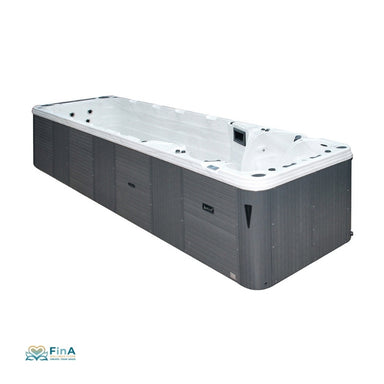 Seitenansicht Swim Spa Aquatic 6 von Passion Spas – modernes Design mit grauer Verkleidung, ideal für Garten, Wellnessbereich oder Ferienanlage.