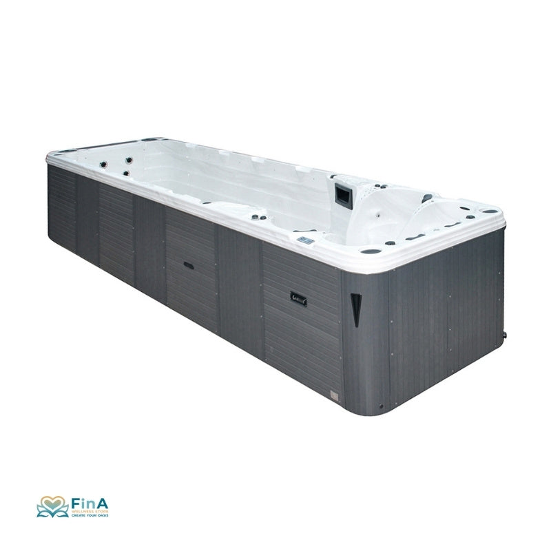Seitenansicht Swim Spa Aquatic 6 von Passion Spas – modernes Design mit grauer Verkleidung, ideal für Garten, Wellnessbereich oder Ferienanlage.