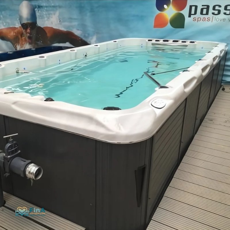 Swim Spa Passion Spas Fitness 2 Deep – Ausstellungsmodell mit leistungsstarker Gegenstromanlage für Profischwimmer