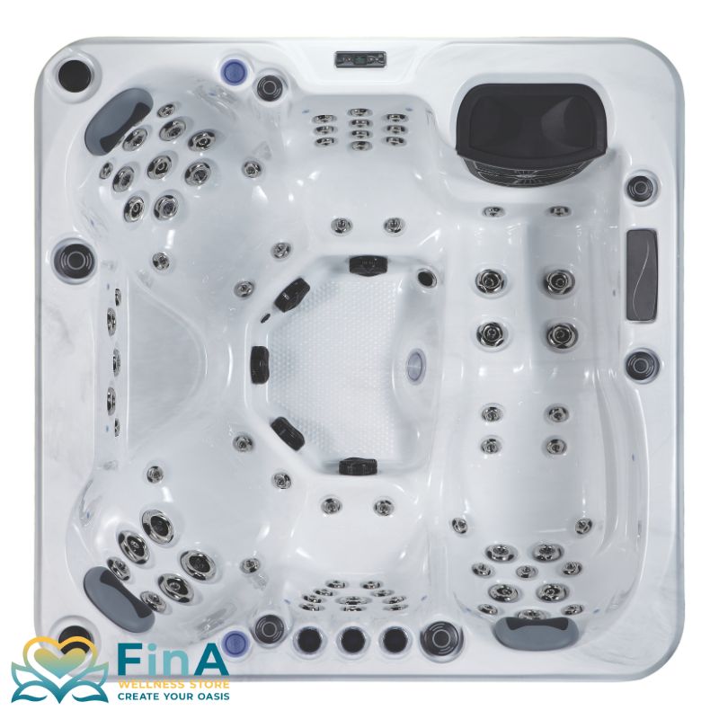 Draufsicht auf den FinA Luno Outdoor Whirlpool für 5 Personen mit 79 Massagedüsen, ergonomischen Sitzen und integrierter Kopfstütze – modernes Design in Sterling Silver.