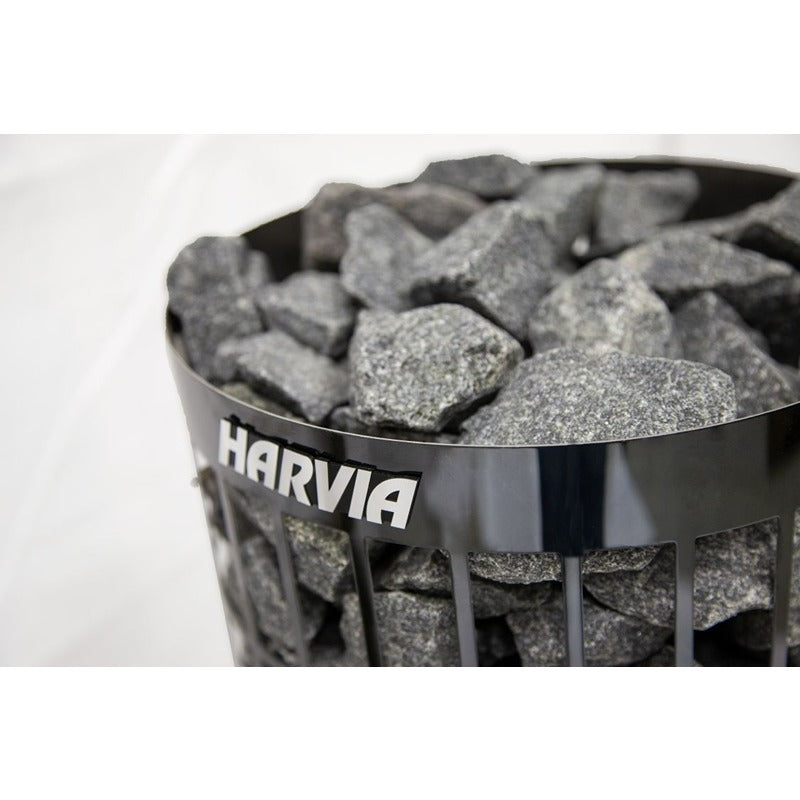 Nahaufnahme des Harvia Cilindro Black Steel Saunaofens mit Saunasteinen.