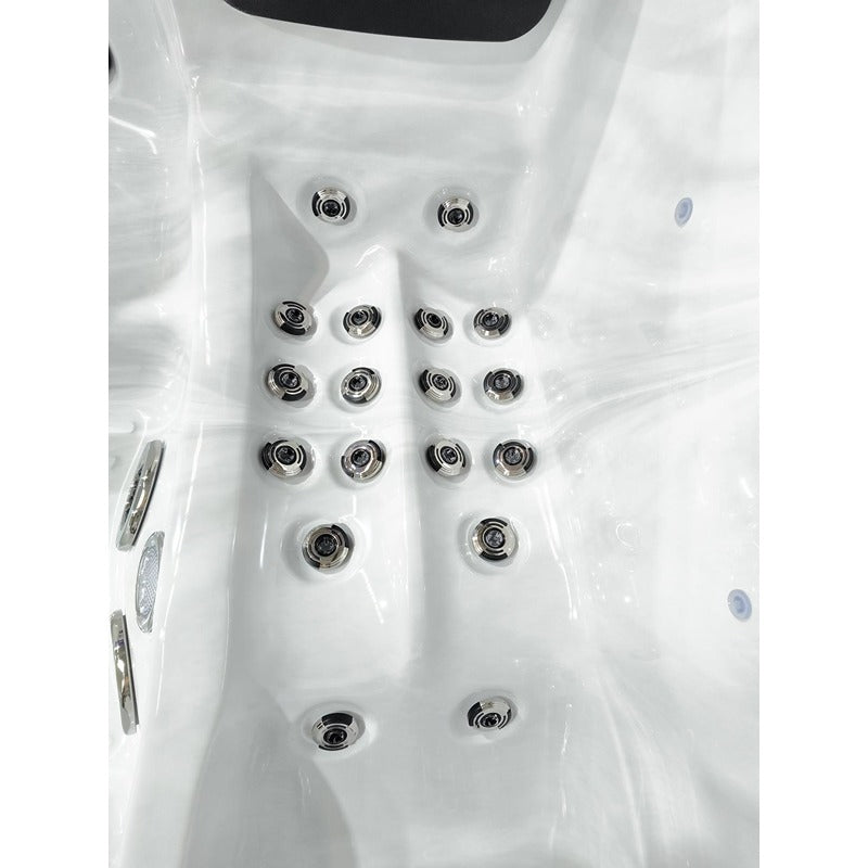 Ergonomisch angeordnete Hydrotherapie-Düsen im Loungesitz des Platinum Spas Zelus Pro – gezielte Massagefunktion für Rücken, Beine und Füße