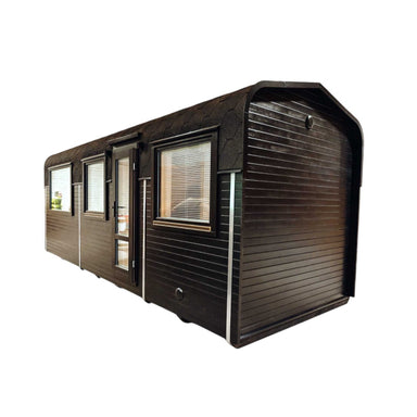 thermoholz-cottage-sauna-655m-tiny-house-cabin-hinten