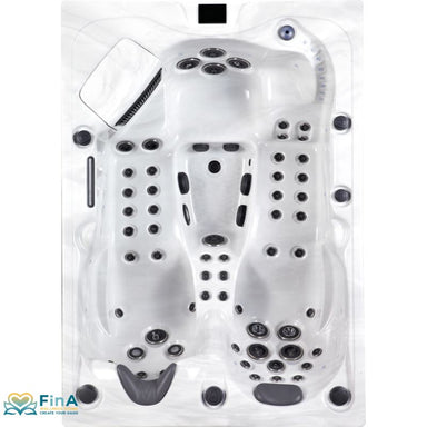 Innenansicht des Topaz Hot Tubs mit zwei ergonomischen Loungesitzen und 64 Massagedüsen für gezielte Hydrotherapie.