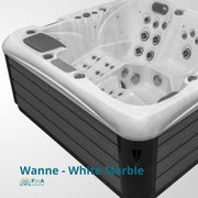 Whirlpool JJSpa Alpha 823A in Weiß und Schwarz mit Massagedüsen, Kopfstützen und Sitzplätzen für 5 Personen.