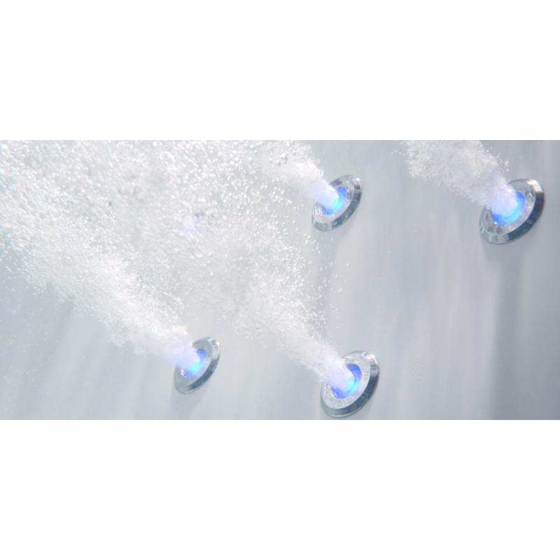 EAGO AWT GE113-1TSL Whirlpool mit vier blauleuchtenden Massagedüsen und sprudelndem Wasser von oben fotografiert