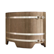  Natürliche Holzmaserung eines Blumenberg Eisbads aus Kebony – robust, wetterbeständig und hochwertig verarbeitet