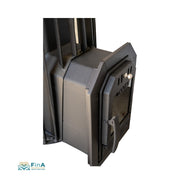 Detailansicht des Ofengehäuses mit montierter COZY Frontverkleidung – hochwertiger Abschlussrahmen in Schwarz.
