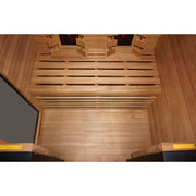 Innenraum der Hekla IR 130 Infrarotsauna mit Holzbänken, Infrarotheizern an der Decke und horizontalen Holzlamellen