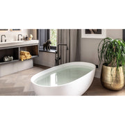 Integrierte Handbrause mit 150 cm Flexschlauch – JEE-O cone freistehende Wannenarmatur Detail