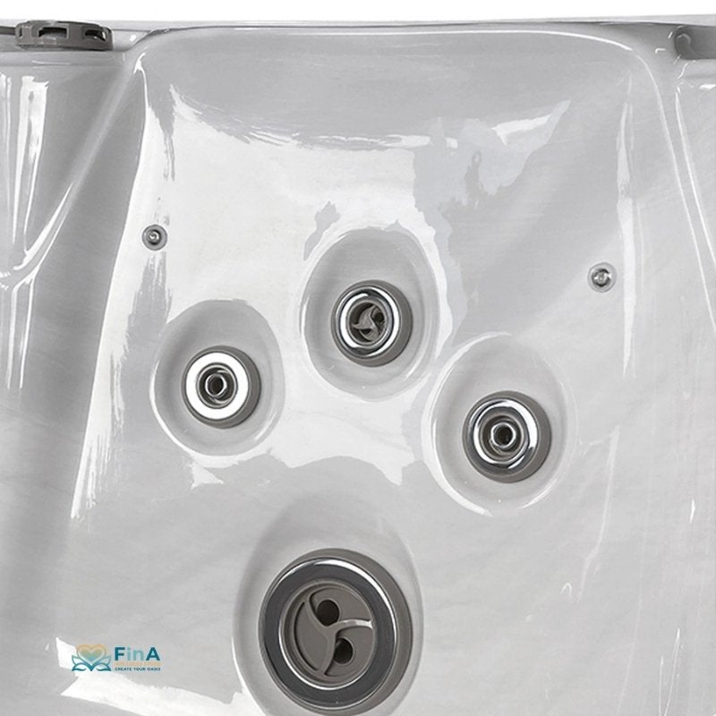 Breiter Wasserfall-Auslass im Whirlpool Alpha 723 – leise Entspannung mit LED-Beleuchtung