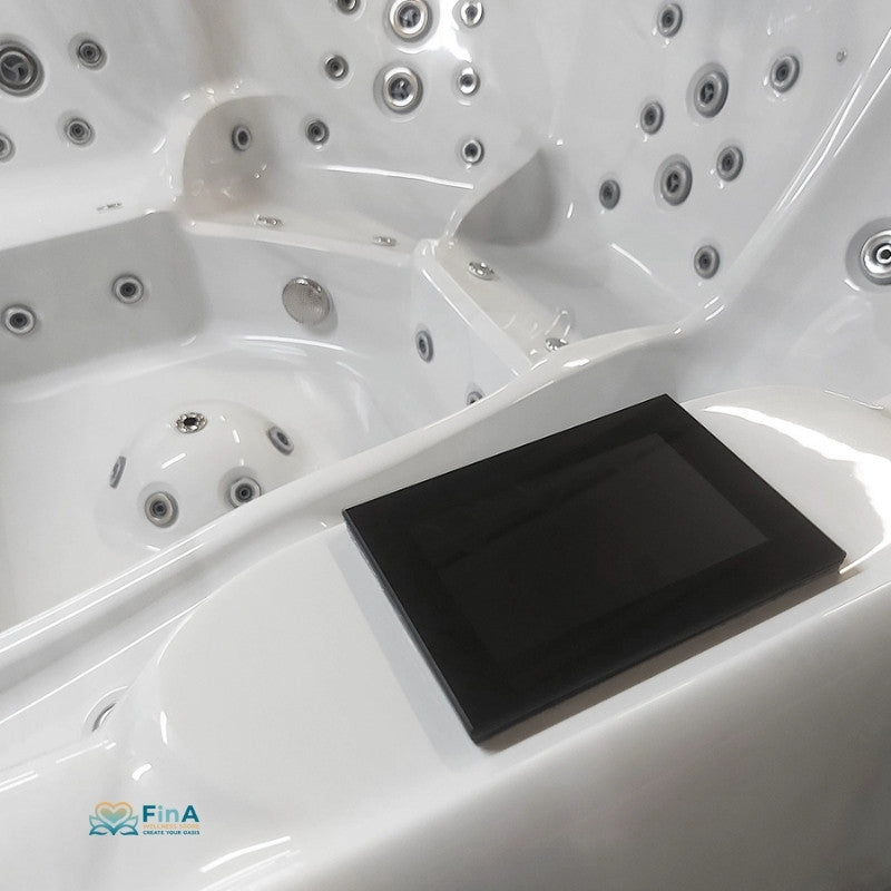 Außenverkleidung des JJSPA Alpha 823 – modernes Whirlpool-Design mit pflegeleichtem, wetterfestem Gehäuse