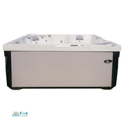 Sprudelnder Whirlpool JJSPA Alpha 923 in Betrieb – leistungsstarke Wasserzirkulation im Einsatz