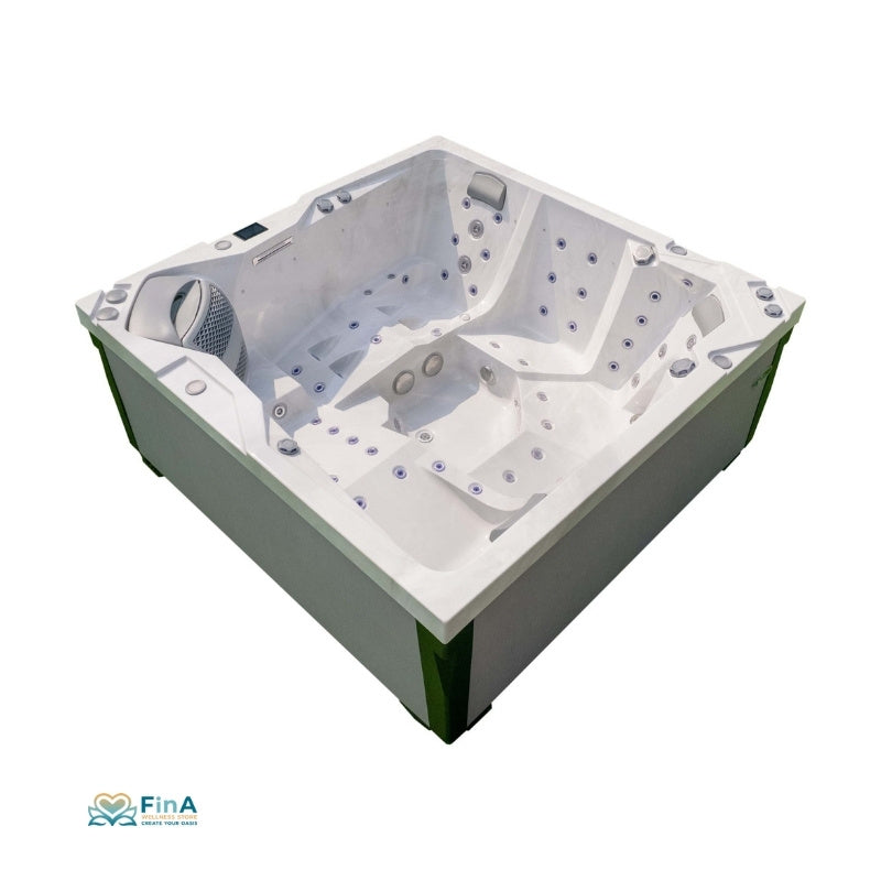 Whirlpool JJSPA Alpha 923 mit geschlossener Wasseroberfläche – elegante Außenansicht
