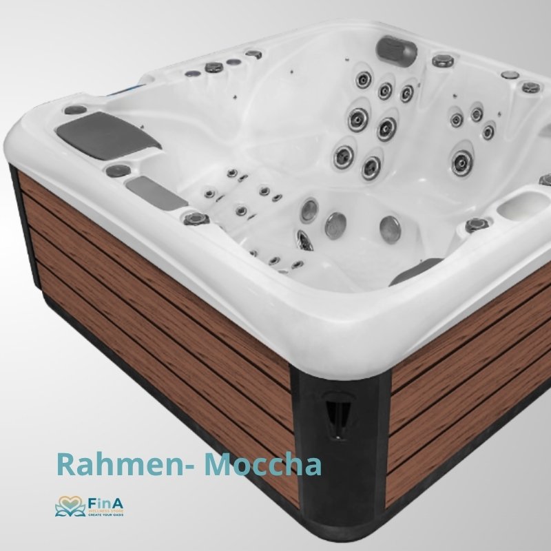 JJSpa Alpha 723 Whirlpool mit weißer Wanne, Holzverkleidung und zahlreichen Massagedüsen von oben fotografiert