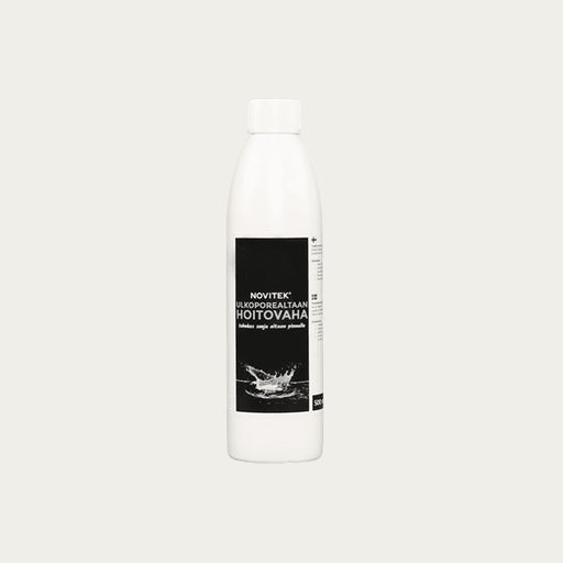 Novitek Pflegewachs 500 ml Flasche für Whirlpool-Acryl mit schwarzem Label und weißer Kunststoffflasche auf hellem Hintergrund
