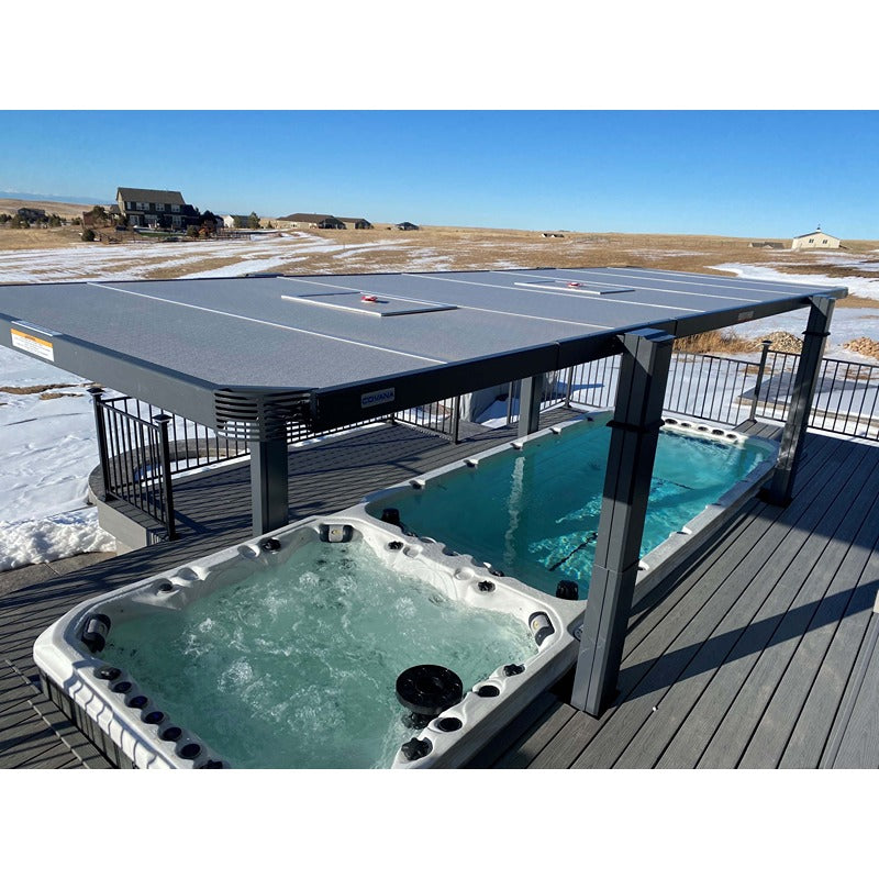 Passion Spas Vitality Swim Spa mit Überdachung auf Terrasse im Außenbereich