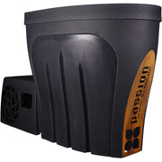 Dunkelgraues Eisbad mit modernem Design, geeignet für Sportclubs und Fitnessstudios.