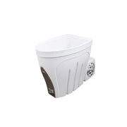 Elegantes, weißes Eisbad mit integriertem Kühlsystem und isolierendem Deckel.