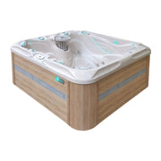Passion Spas Pleasure Outdoor Whirlpool Seitenansicht mit Holzoptik-Verkleidung in Naturfarbe