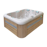 Passion Spas Renew Whirlpool 208x155 für 3 Personen – seitliche Ansicht mit heller Holzverkleidung