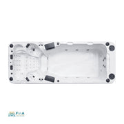 Oberansicht Swim Spa Passion Spas Aquatic 5 – luxuriöser Whirlpool mit 4 Sitzplätzen und 48 Massagedüsen, perfekt für Garten oder Wellnessbereich.