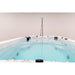 Superior-wellness-ares-swim-spas-person-mit-dem-schwimm-hilfe