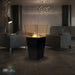 Elegante Vase von The Flame in stilvollem Ambiente