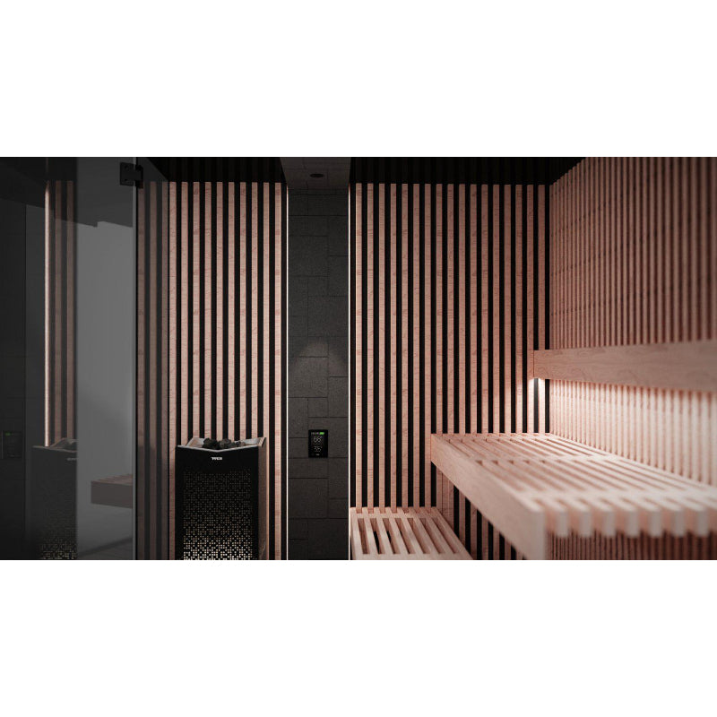 Modernes Saunakabineninneres der Tylö Reflection RIB mit vertikalen Holzlatten in Erle, durchgehenden Sitzbänken und integriertem Saunaofen in minimalistischem Design.