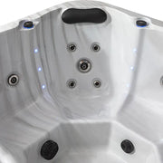 AWT Außenwhirlpool IN-801 eco Sterling Silver 200x200 Innenraum mit Massagedüsen und LED-Beleuchtung