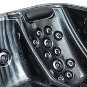 AWT Außenwhirlpool IN-804 mit Wärmepumpe Sterling Silver Massagedüsen und Bedienelemente Detailaufnahme