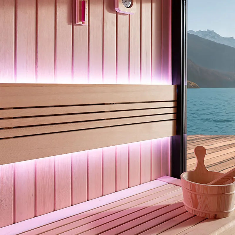 AWT THE CUBE X6 Hemlock 300x235 Gartensauna Innenraum mit Holzbänken und LED-Beleuchtung, Seeblick