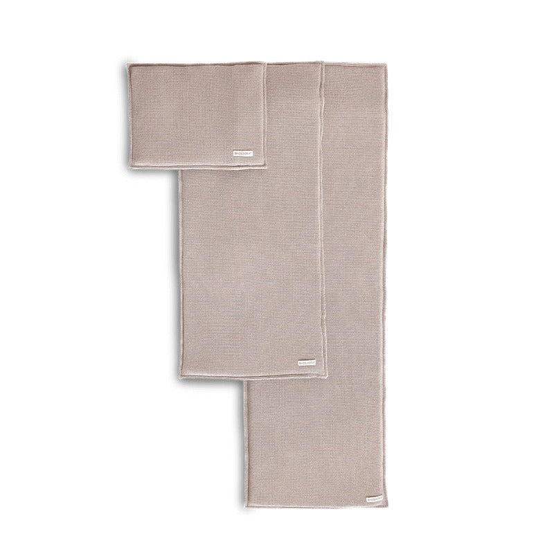 Übersicht der drei Badesofa Saunaauflagen: Long, Short und Seat – Farbe Taupe