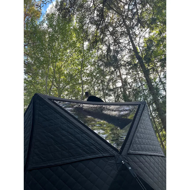 Bast Björk Premium Zeltsauna im Wald aufgebaut, schwarze tragbare Gartensauna für 4-10 Personen