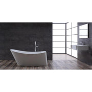 Moderne Badezimmer-Ambiente mit freistehendem weißem Mineralguss-Whirlpool AWT StoneArt BS-503, schwarzer Wand, hellen Fensterrahmen und grauer Waschtischanlage
