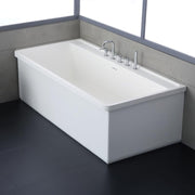EAGO AWT StoneArt BS-537 freistehende Mineralguss Badewanne in Weiß mit modernem Design und Armatur in minimalistischem Badezimmer