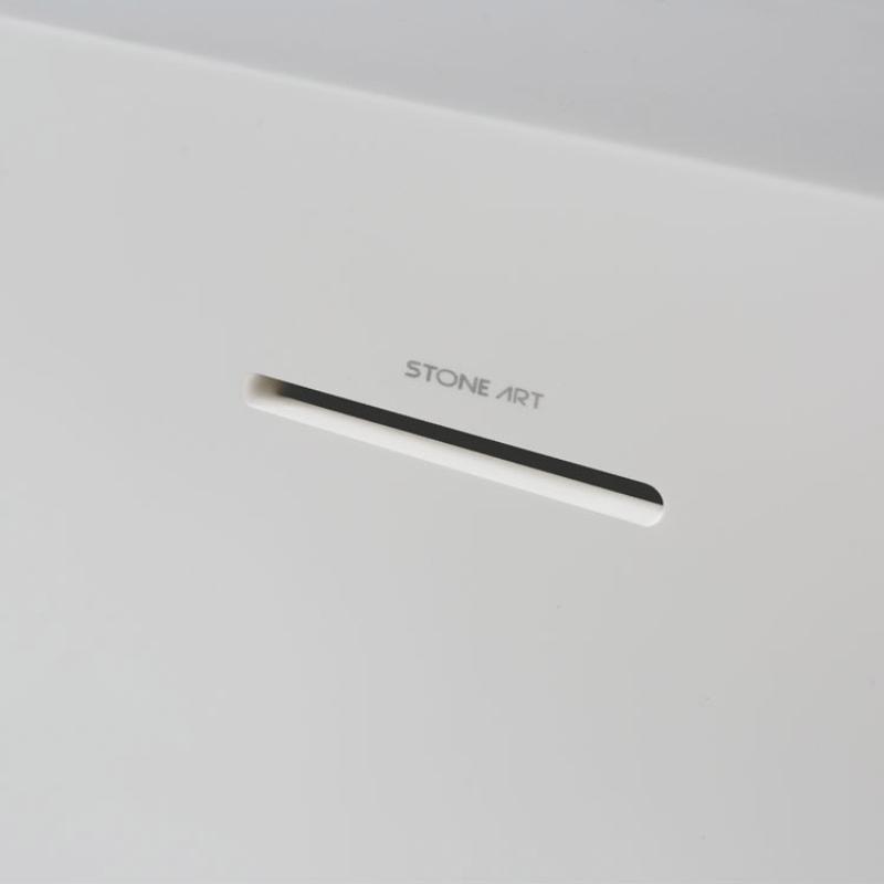 EAGO AWT StoneArt BS-552 freistehende Mineralguss Badewanne in Weiß mit schwarzem Designakzent und Herstellerlogo