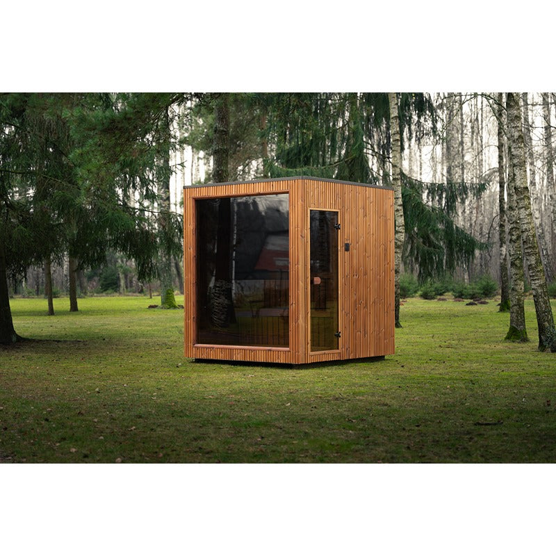 Celsium Jonas Classic Gartensauna mit vertikaler Holzfassade und Glastür