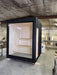 Celsium Jonas Sauna in Schwarz mit Glasfront, Seitenfenster und Innenausbau aus 44 mm Massivholz
