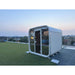 Celsium Ula Small Outdoor Sauna in Weiß mit Glasfront auf Dachterrasse bei Abenddämmerung – stilvolle Wellness-Oase mit urbanem Panorama