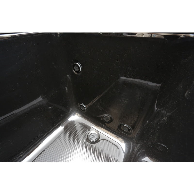 Chill Tubs Obsidian V2 – Detail der Eckverbindung des grauen Verbunddeckels mit Holzstruktur