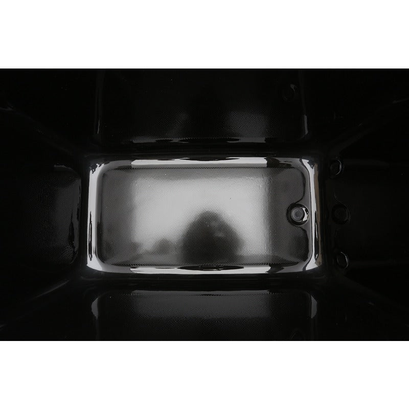Chill Tubs Obsidian V2 – Nahaufnahme der linken Innenkante mit hochwertiger Acrylstruktur