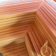 Detail der Eckbank in der EAGO E1603B Sauna mit rosa LED-Beleuchtung
