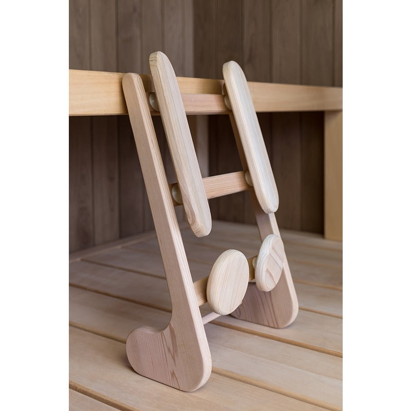 Detailansicht der Halu Rückenlehne aus Red Cedar – elegantes Saunazubehör