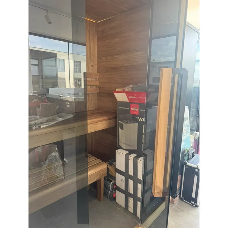 Hekla Traditional 160 Innensauna mit Thermoesche-Holz, 2-3 Personen, Ausstellungsstück in Showroom