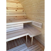 KOBA Iglu Gartensauna Innenraum mit L-förmigen Holzbänken und gewölbter Holzdecke