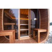 Leil Dice Comfy Gartensauna mit zwei Räumen, Holzbank und offener Tür, moderne 4-Personen Sauna von Leil Saunas