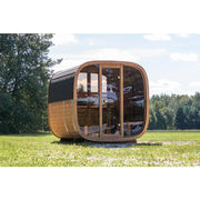 Leil Dice Dual Gartensauna von Leil Saunas mit 2 Räumen für 4 Personen im Garten auf Wiese